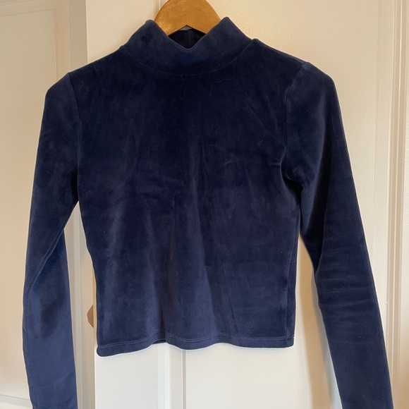 Blue velvet two piece leggings and turtleneck Sunday best - Picture 3 of 6